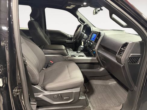 Used 2019 Ford F150 XLT w/ Equipment Group 302A Luxury AWD/4WD image 16