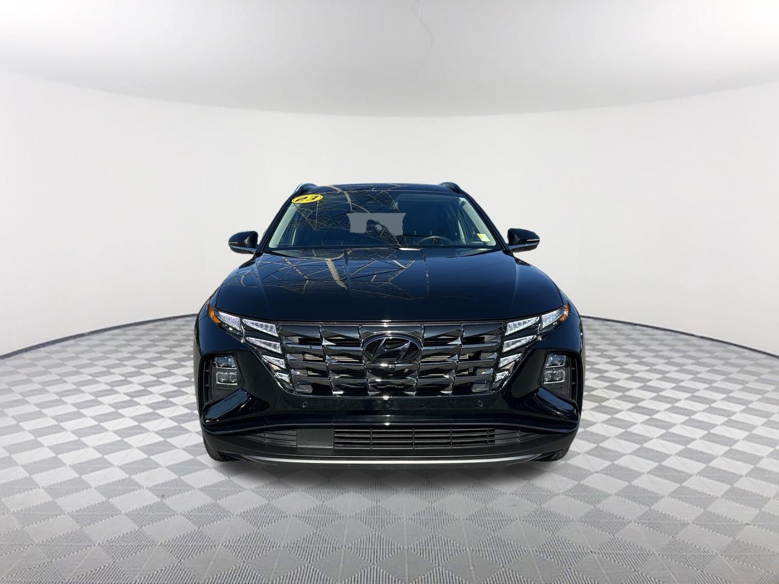 Used 2023 Hyundai Tucson Limited w/ Cargo Package FWD image 2