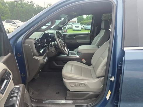 Used 2024 GMC Sierra 1500 SLT w/ SLT Premium Plus Package AWD/4WD image 13