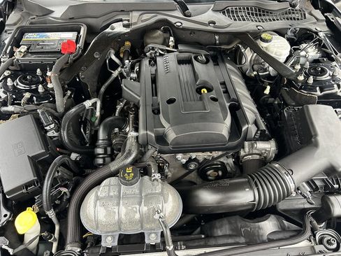 Used 2018 Ford Mustang Premium image 12