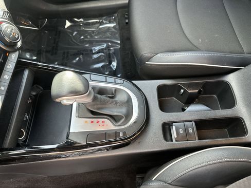Certified 2023 Kia Forte GT-Line w/ GT-Line Technology Package FWD image 21