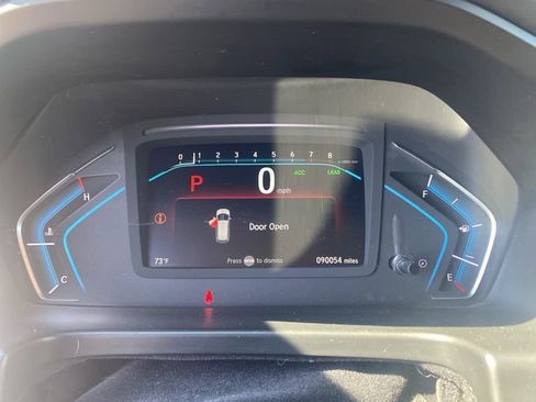Used 2019 Honda Odyssey EX image 5