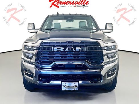 New 2026 RAM 5500 Tradesman w/ Chrome Appearance Group image 2