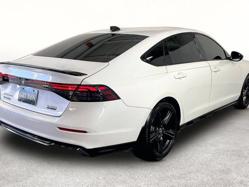 Used 2023 Honda Accord Sport image 4