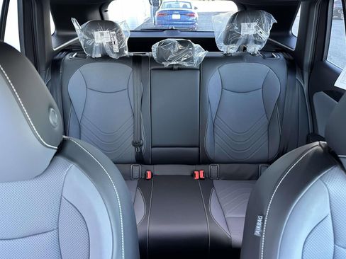 New 2026 Volkswagen Tiguan SE R-Line image 15