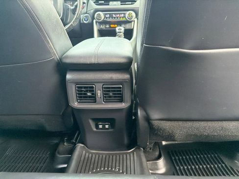 Used 2019 Toyota RAV4 XLE Premium w/ Cold Weather Package AWD/4WD image 16