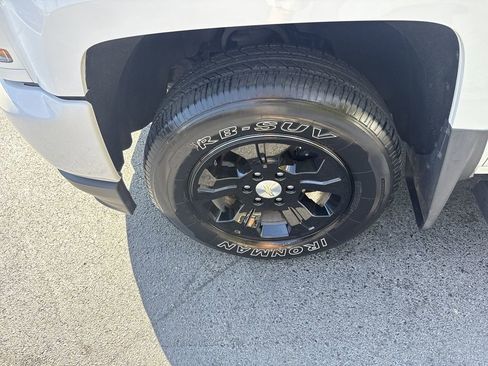 Used 2018 Chevrolet Silverado 1500 LT w/ All Star Edition image 20