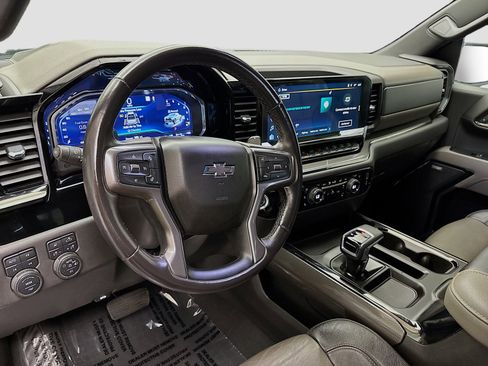 Used 2023 Chevrolet Silverado 1500 ZR2 image 5