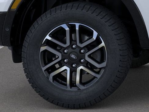 New 2025 Ford Ranger Lariat w/ FX4 Off-Road Package image 20