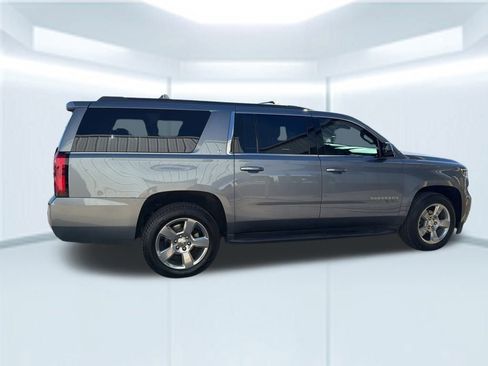 Used 2018 Chevrolet Suburban LT w/ Max Trailering Package image 10