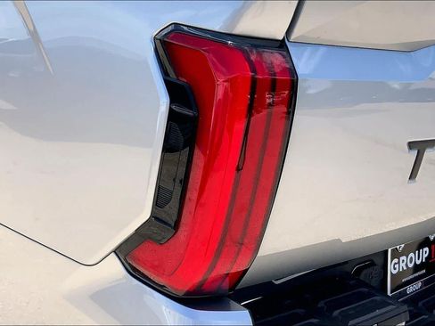 Used 2025 Toyota Tundra SR5 w/ SX Package RWD image 28