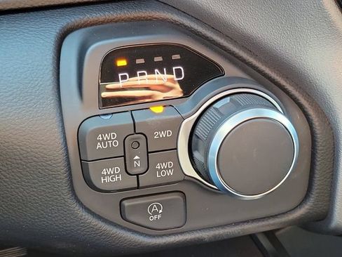 New 2026 RAM 1500 Big Horn AWD/4WD image 16