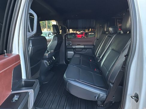 Used 2023 Ford F150 Lariat AWD/4WD image 16