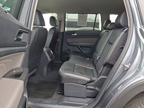 Used 2023 Volkswagen Atlas SE w/ Black Wheel Package AWD/4WD image 10