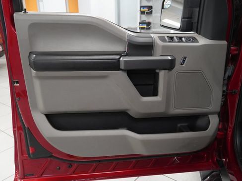 Used 2016 Ford F150 XLT w/ Equipment Group 302A Luxury AWD/4WD image 16