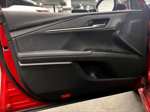 Used 2025 Toyota Camry SE w/ Convenience Package image 21