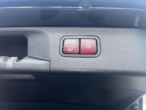 Used 2021 Mercedes-Benz GLC 300 image 26