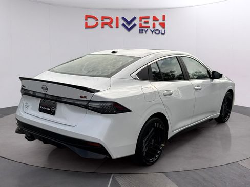 New 2026 Nissan Sentra SR w/ SR All Weather Package FWD image 5