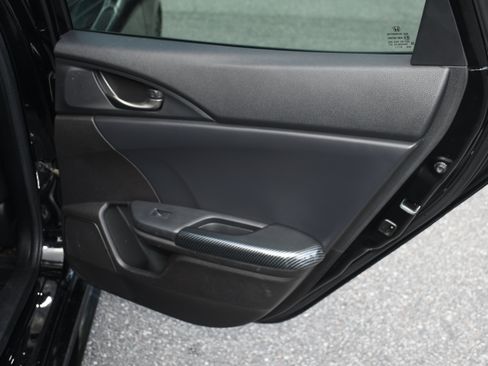 Used 2018 Honda Civic Sport image 18