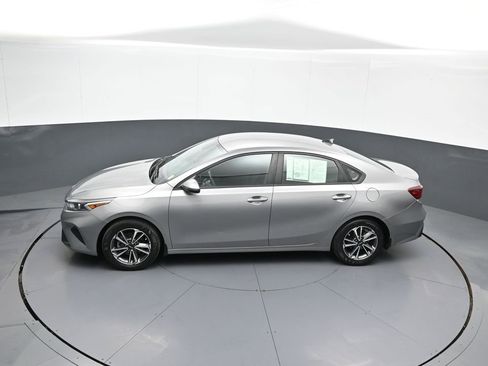 Certified 2023 Kia Forte LXS w/ LXS Technology Package FWD image 39