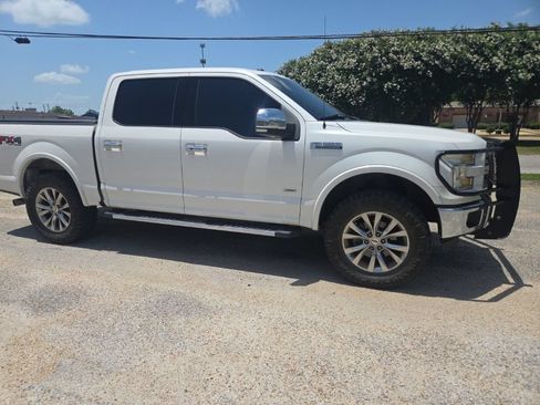 Used 2016 Ford F150 Lariat AWD/4WD image 14