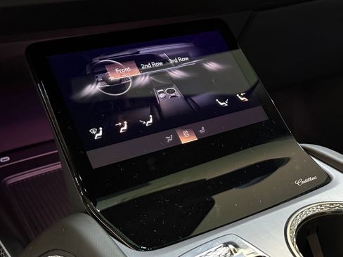 New 2026 Cadillac Vistiq Luxury image 35