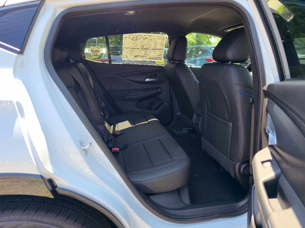 New 2026 Buick Envista Sport Touring w/ Convenience I Package FWD image 25