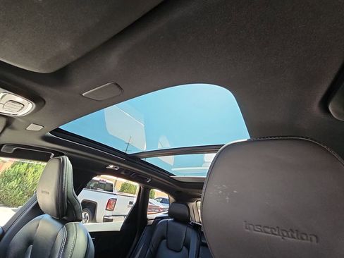 Used 2020 Volvo XC60 T5 Inscription w/ Protection Package Premier image 19