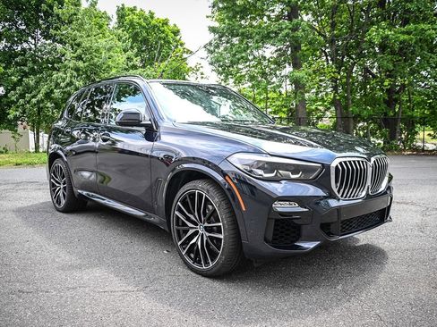 Used 2020 BMW X5 xDrive40i w/ M Sport Package AWD/4WD image 6