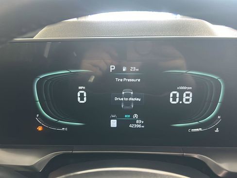 Used 2023 Kia Telluride LX FWD image 21