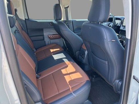 Certified 2022 Ford Maverick Lariat w/ Lariat Luxury Package AWD/4WD image 10