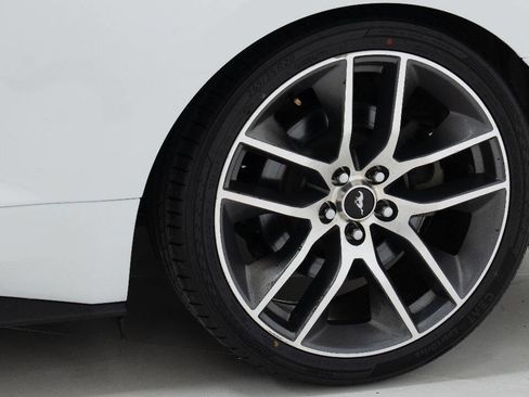 Used 2016 Ford Mustang GT Premium RWD image 70