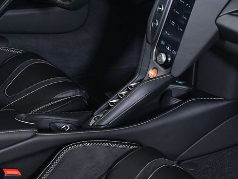 New 2026 McLaren 750S Spider image 15