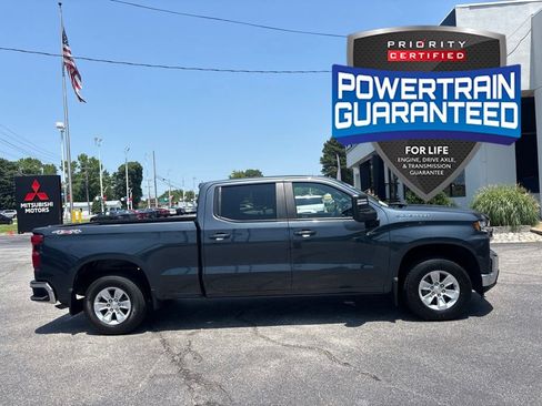 Used 2021 Chevrolet Silverado 1500 LT AWD/4WD image 2