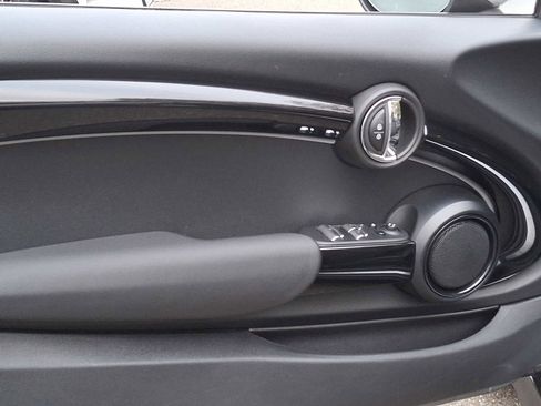 Used 2024 MINI Cooper S image 10