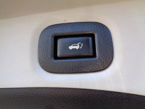 Used 2020 Nissan Rogue SL w/ Premium Package FWD image 26