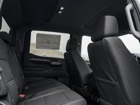 New 2026 GMC Sierra 1500 SLE AWD/4WD image 10