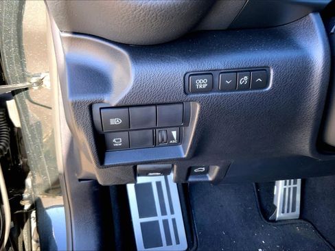 Used 2025 Lexus IS 350 F Sport image 32