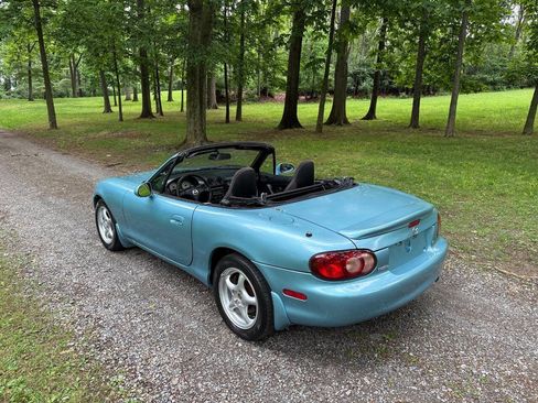 Used 2001 MAZDA MX-5 Miata LS RWD image 39