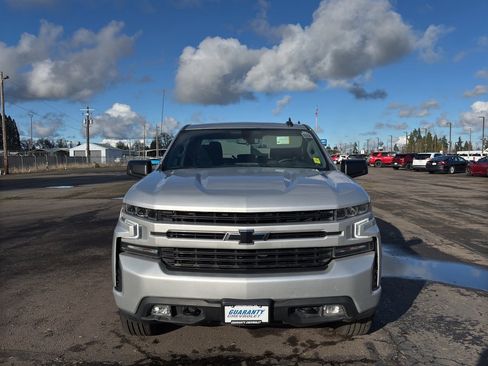 Used 2021 Chevrolet Silverado 1500 RST image 2