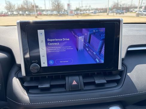 Used 2025 Toyota RAV4 XLE image 16