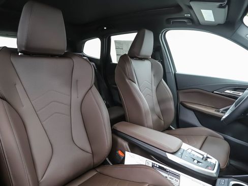 Used 2025 BMW X1 xDrive28i w/ Convenience Package image 28