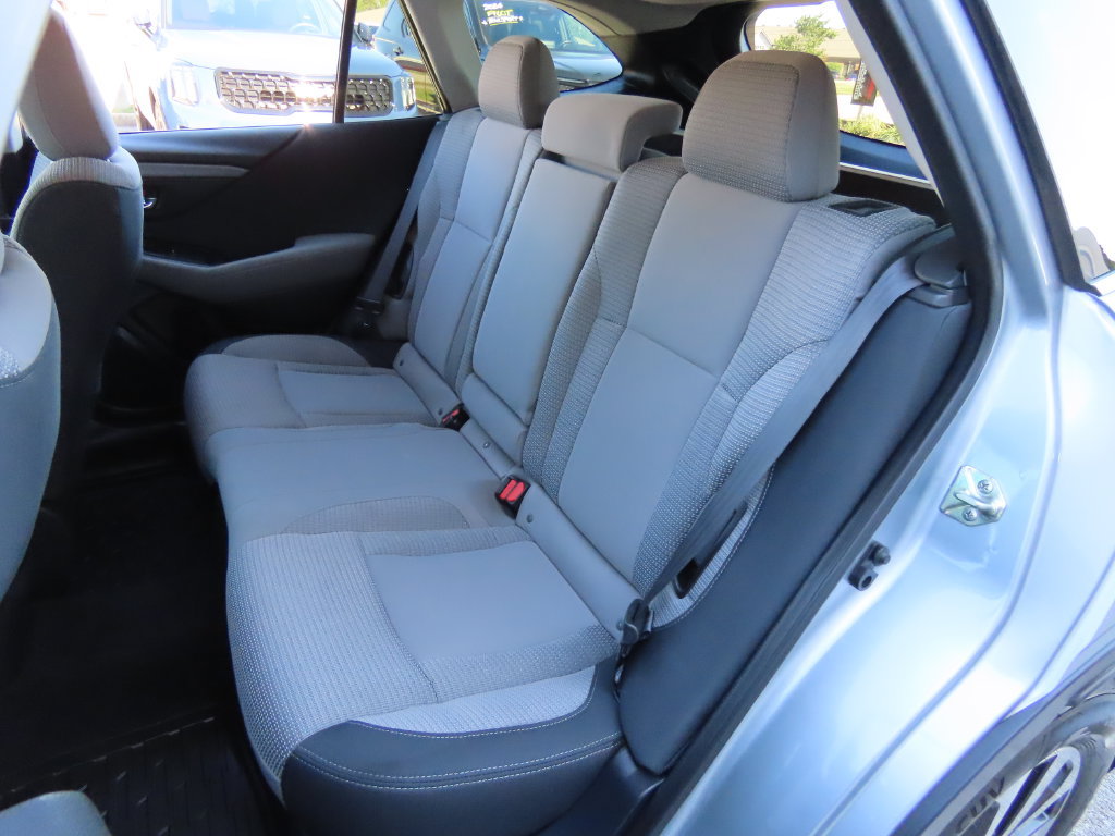 Used 2020 Subaru Outback Premium AWD/4WD image 25