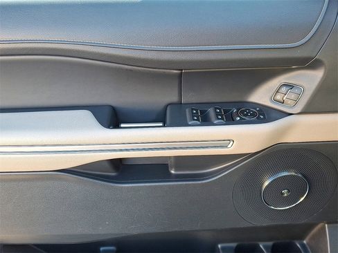 Certified 2023 Ford Expedition Limited image 13