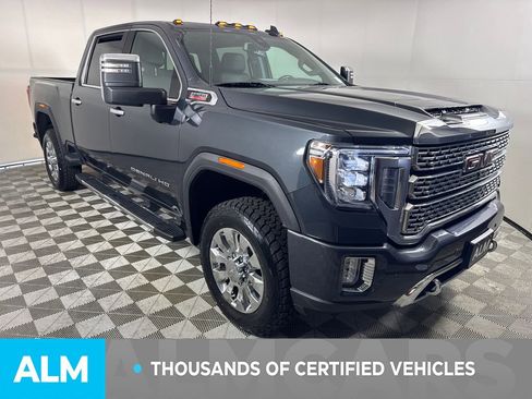 Used 2023 GMC Sierra 3500 Denali image 3