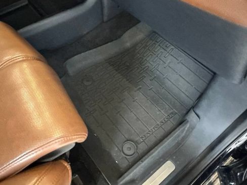 Used 2022 Lincoln Navigator Reserve RWD image 15