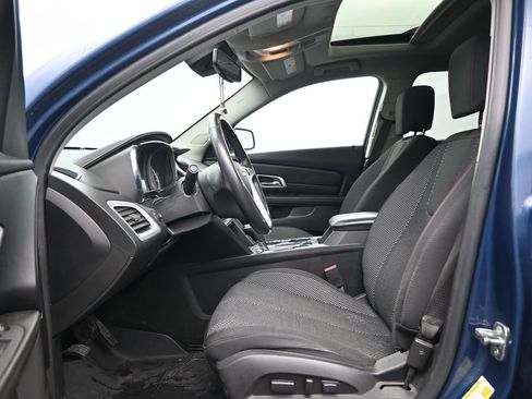 Used 2017 GMC Terrain SLE w/ Technology Package image 17