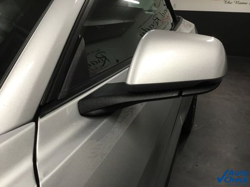 Used 2016 Ford Mustang Premium image 25