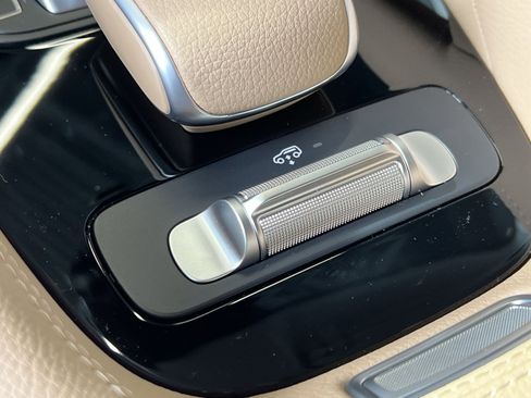 New 2026 Mercedes-Benz GLE 450 4MATIC image 30