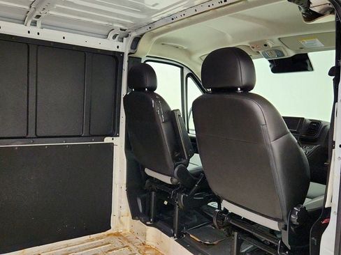 Used 2025 RAM ProMaster 2500 w/ Convenience Group FWD image 25